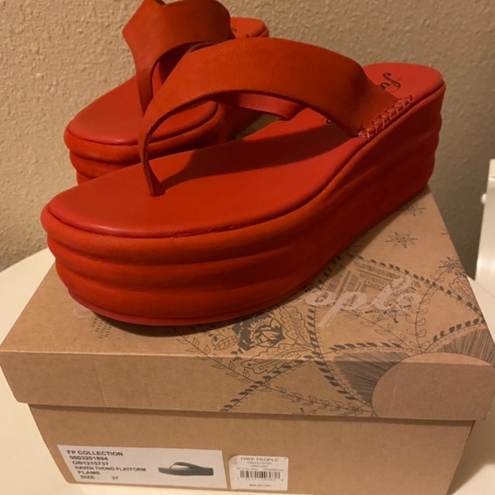 🔥 Free People Flatform Haven Thong Flame SZ 37 - Picture 5 of 8